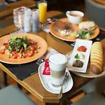 Bed & Breakfast Sterrebosch - Boutique - 1 - Centrum 4*